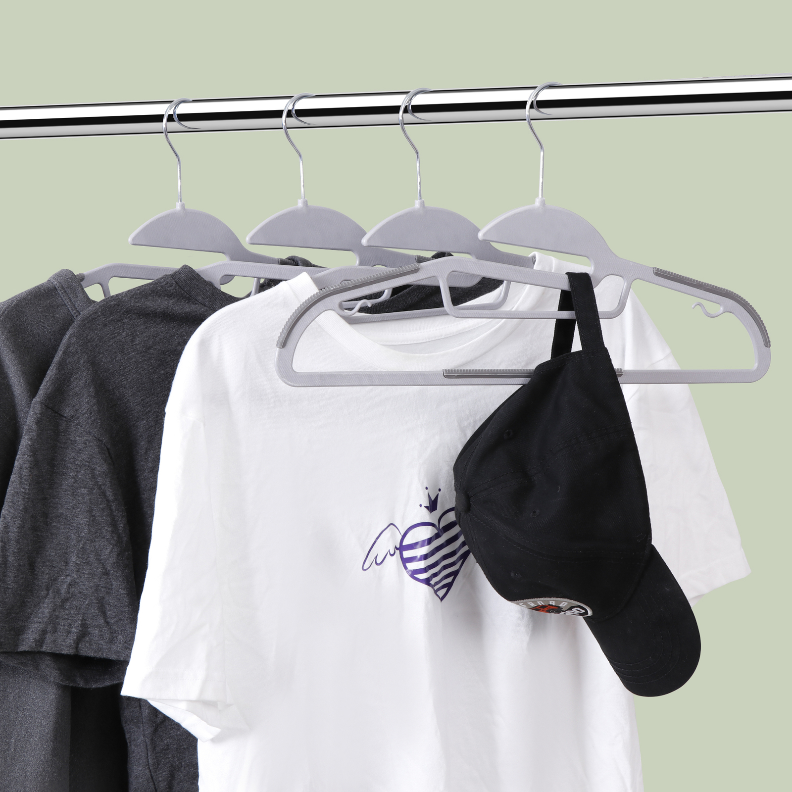 50 Pack Heavy Duty Plastic Hangers Non Slip Clothes Hangers for Coats Pants Gray