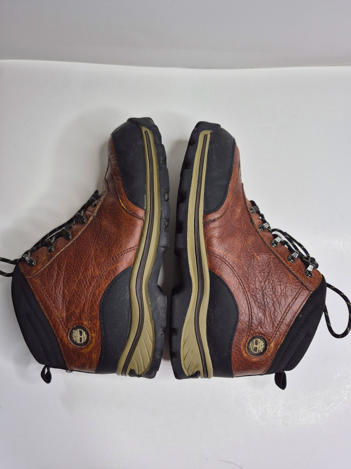 Timberland Brown Leather Boots Mid Top Lace Up Rugged Boys Size 5