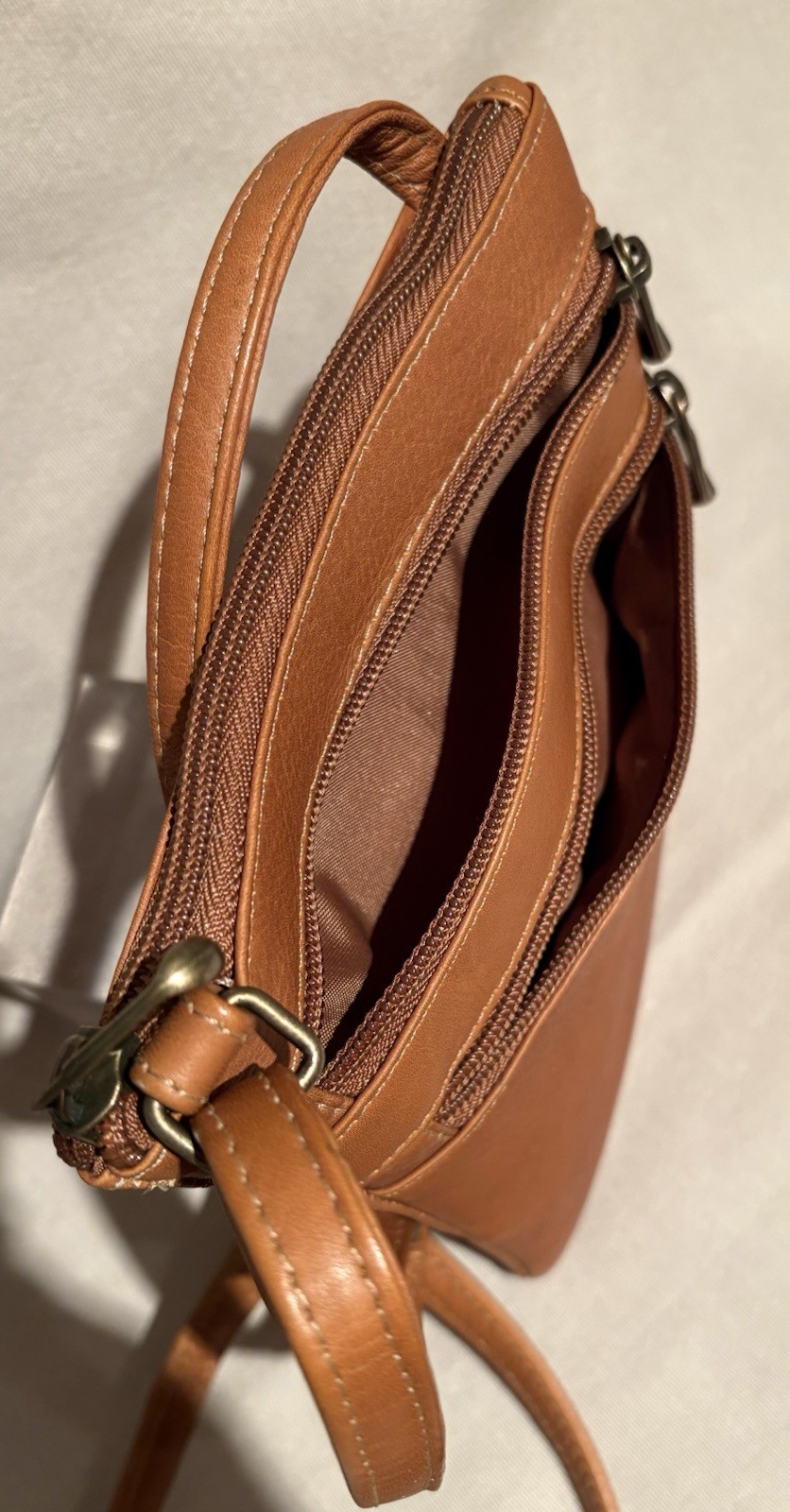 Le Donne Leather Collection Crossbody Purse