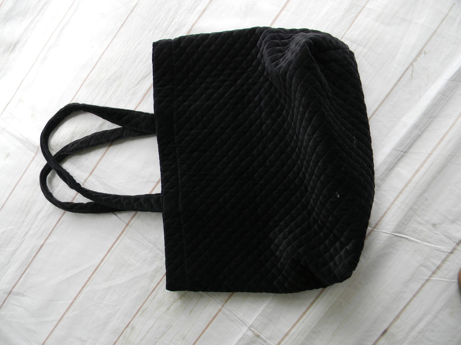 LILY & FAYE BLACK VELVET QUILTED LARGE TRAVEL WORK TOTE