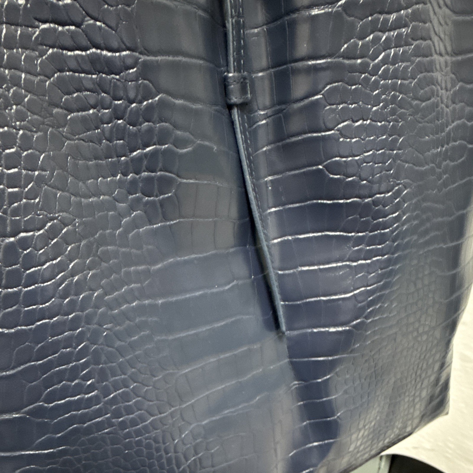 Women’s Navy Crocodile Embossed Tote Bag Double Handles Open Top Lined