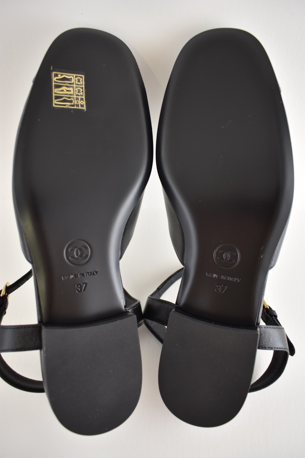 Chanel 25P Black Patent Gold CC Slingback Ankle Strap Ballerina Ballet Flat 37