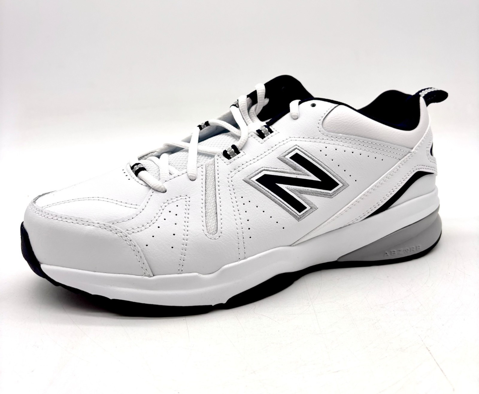 New Balance Men’s White/Navy 608v5 Shoes Size 11.5 6E