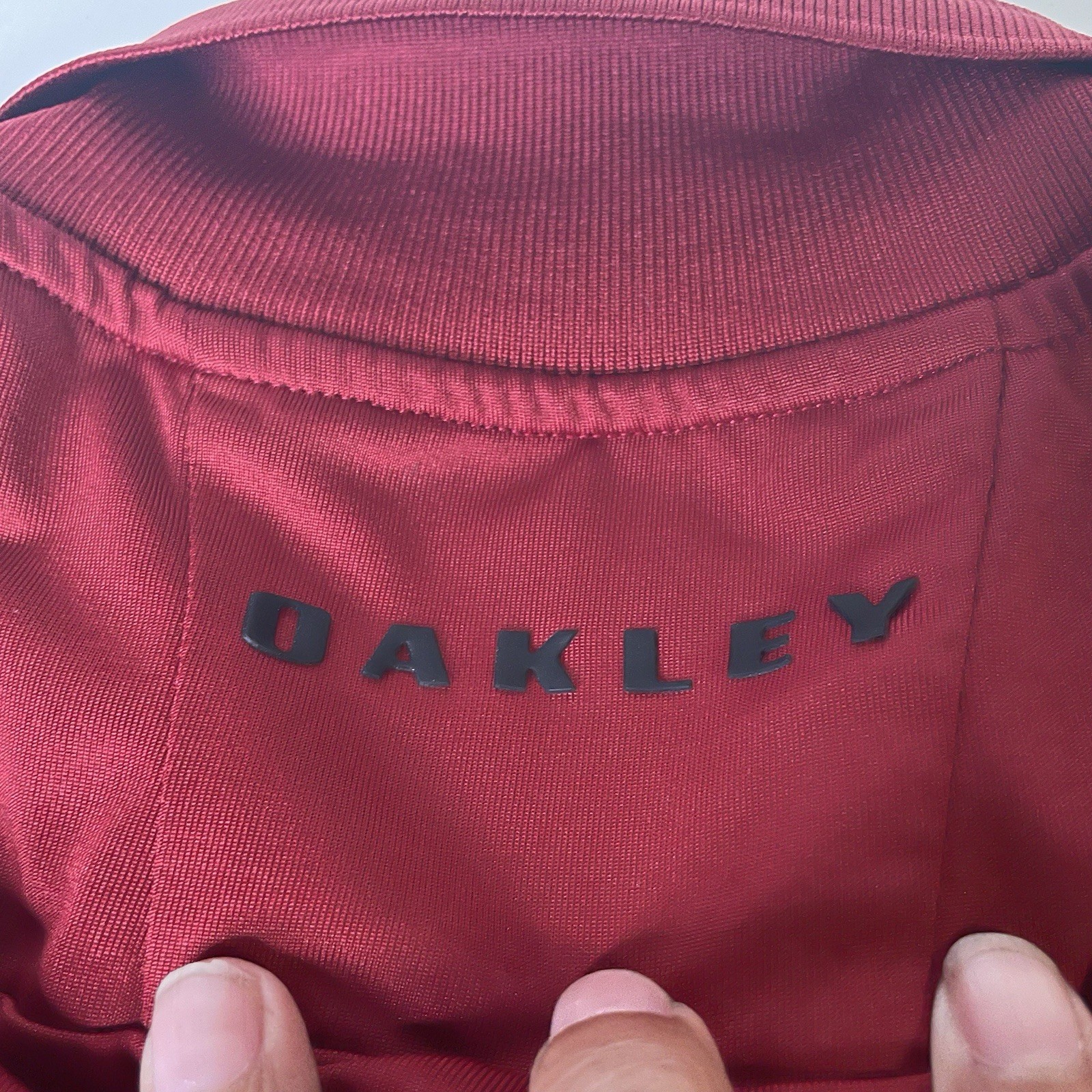 Oakley Men’s Red Solid Short Sleeve Collared Polo Shirt, Logo Accent XL