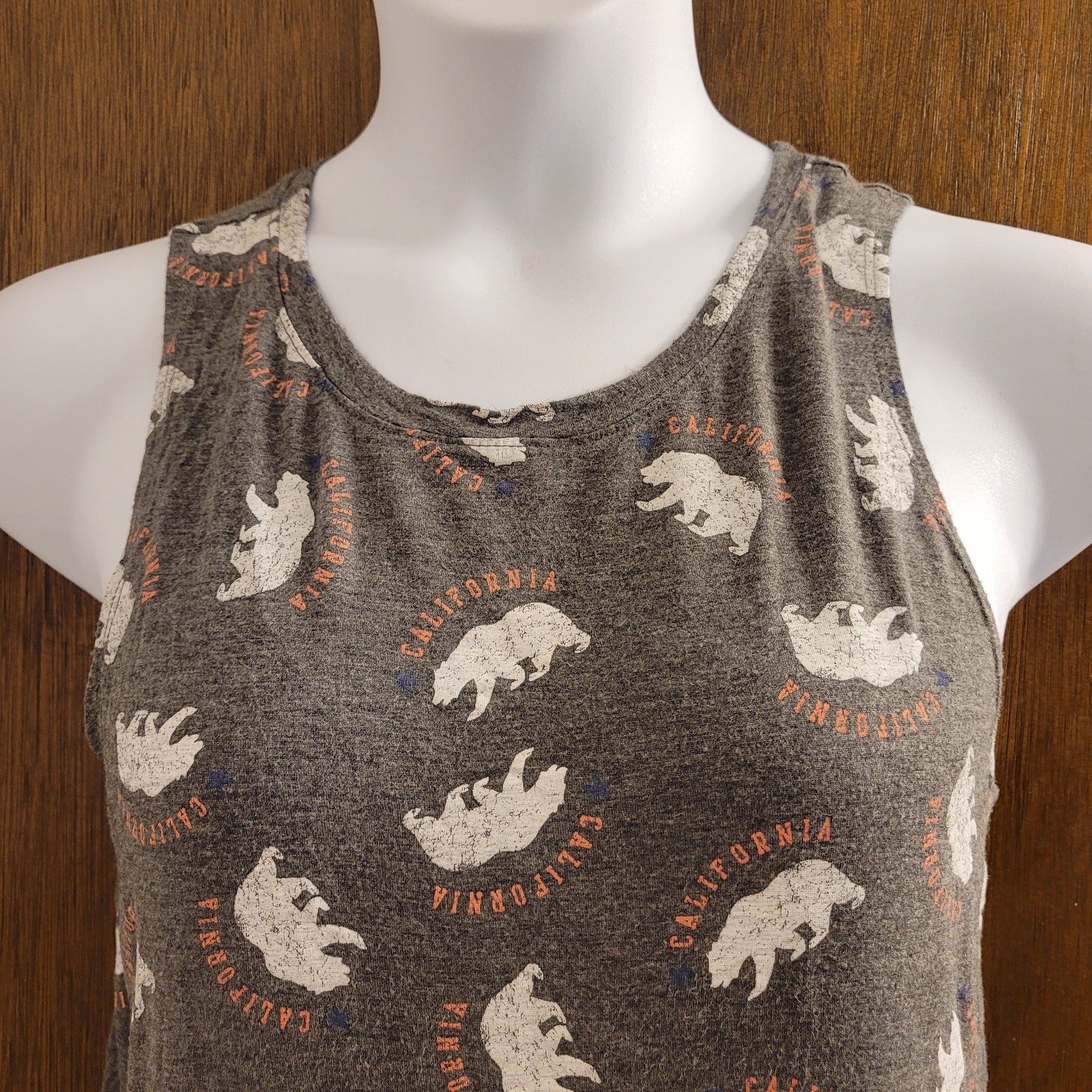 Womens California Bear Tank Top Sz M Grey White Vacation Summer Fun Animal Love