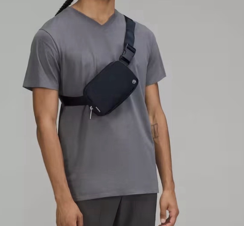 Lululemon Everywhere Women’s Belt Bag – Black (142500085)