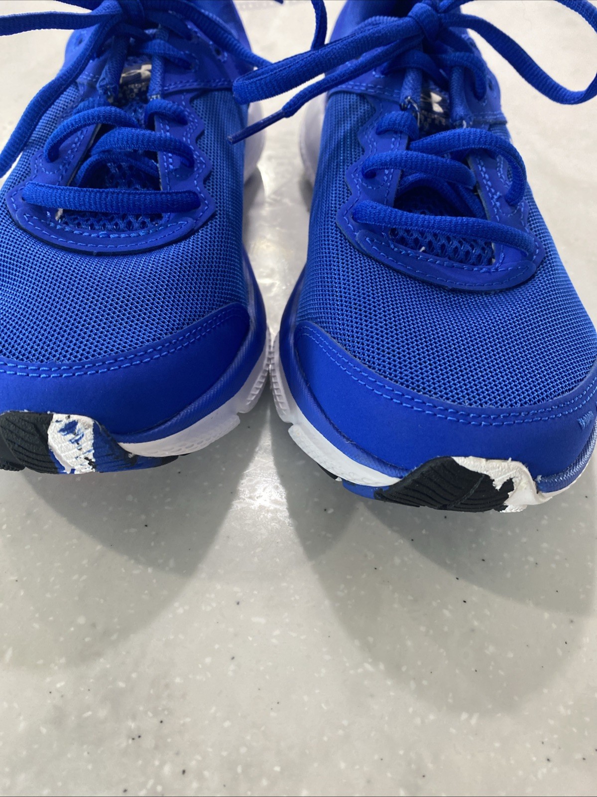 Under Armour UA Running Athletic TENNIS SHOES sneakers Blue Sz 6Y EU 38.5 YOUTH