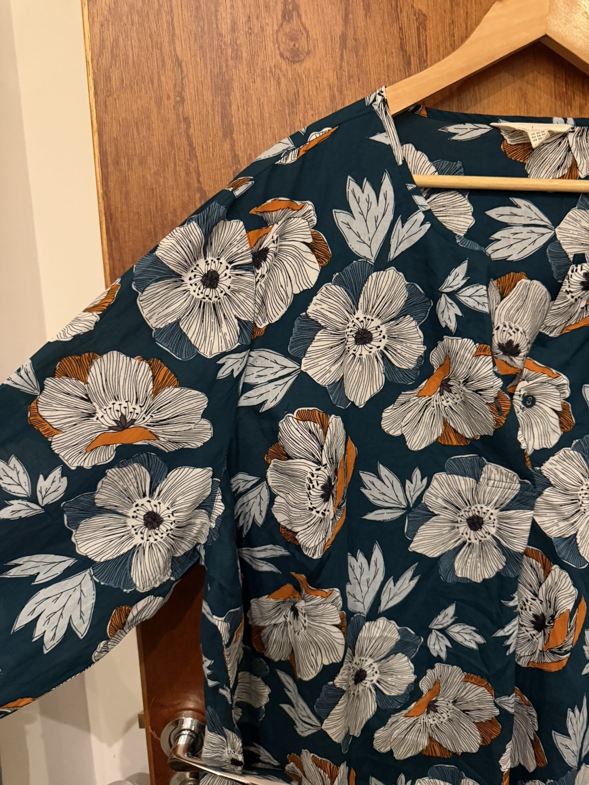 Seasalt Womens Size 26-28 Watercolour Sketch Top Green & Orange Floral