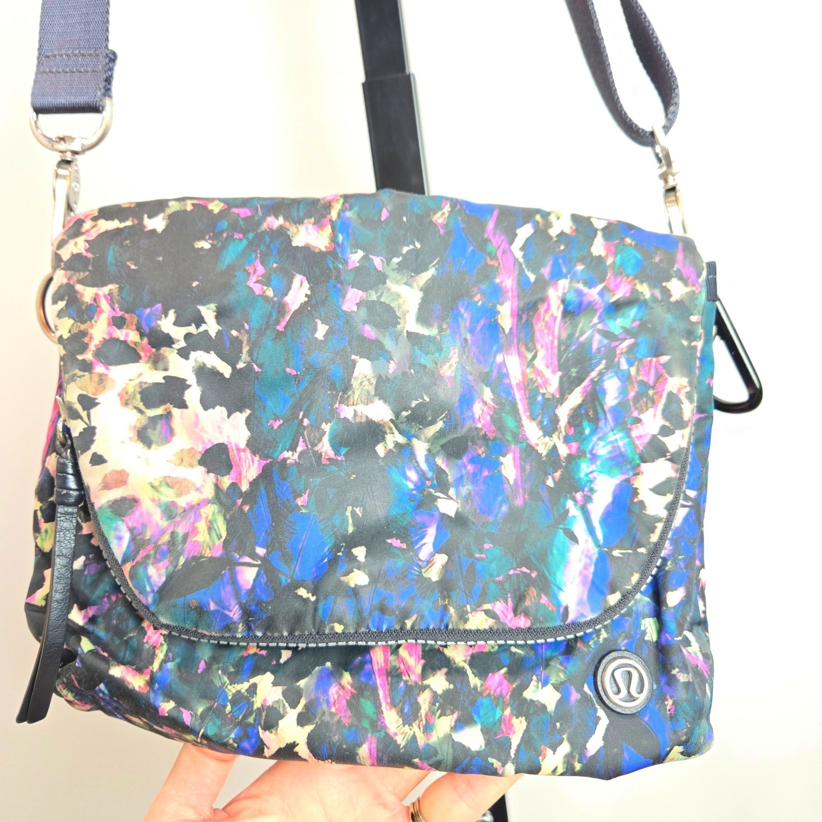 Lululemon Athletica Om Bag Floral Backdrop Abstract Crossbody Multi-Color