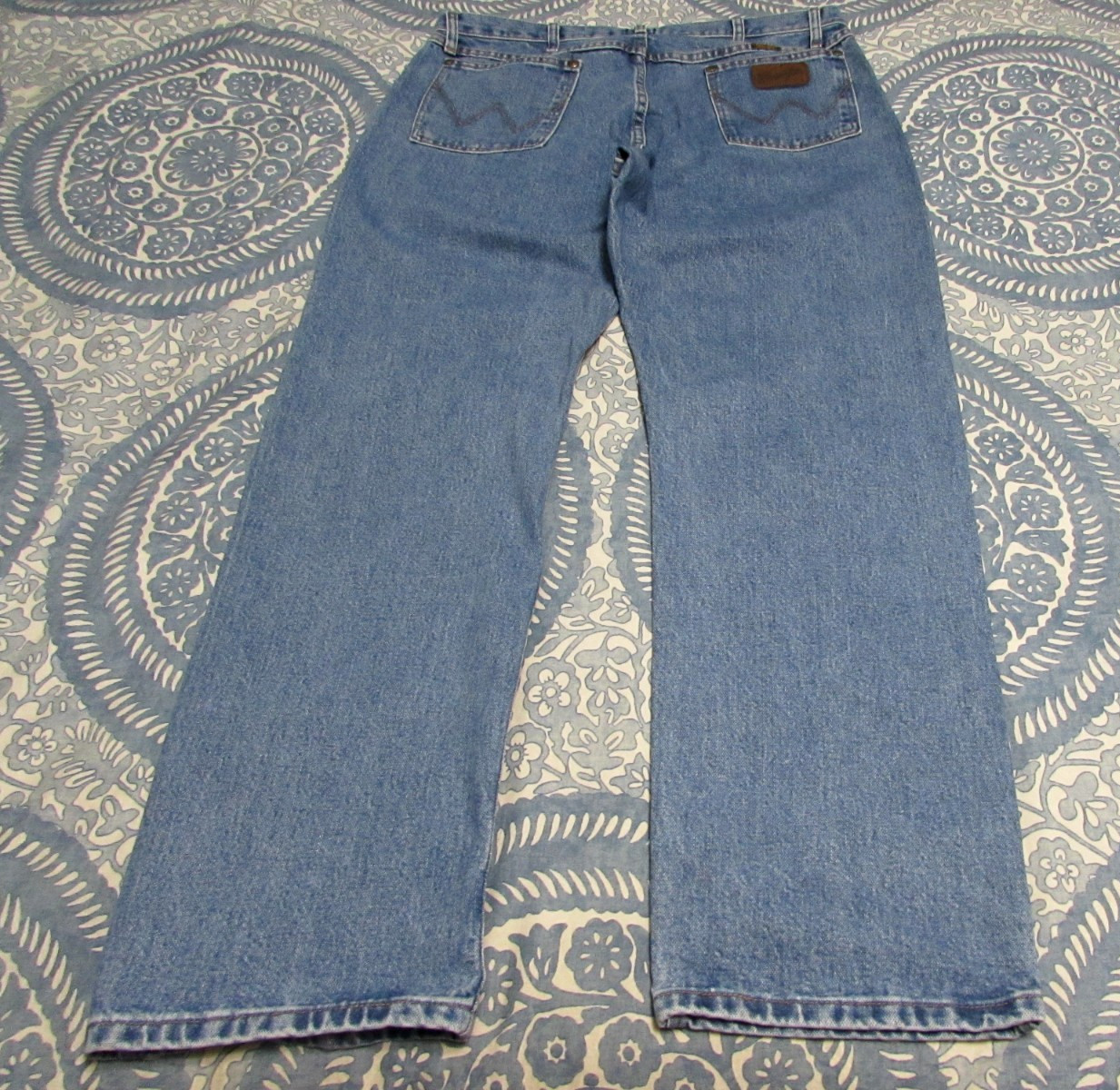 VTG Wrangler 47MWZ Jeans Men 37×31 Blue Denim Light Wash Cowboy Cut US Fabric