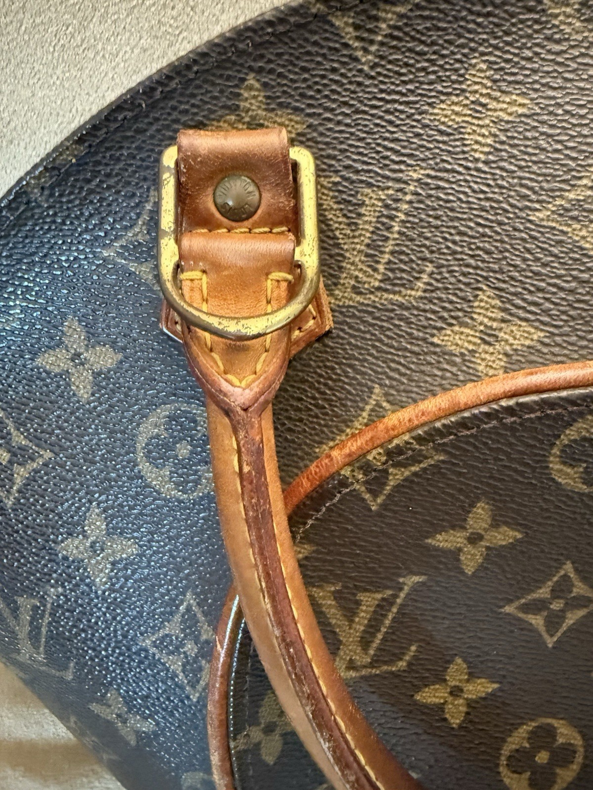 Louis Vuitton Monogram Ellipse PM