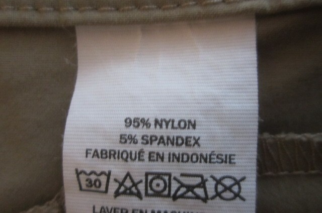 Preowned Men’s Size 33″ by 34″ L.L. Bean Tan 95% Nylon & 5% Spandex Hiking Pants
