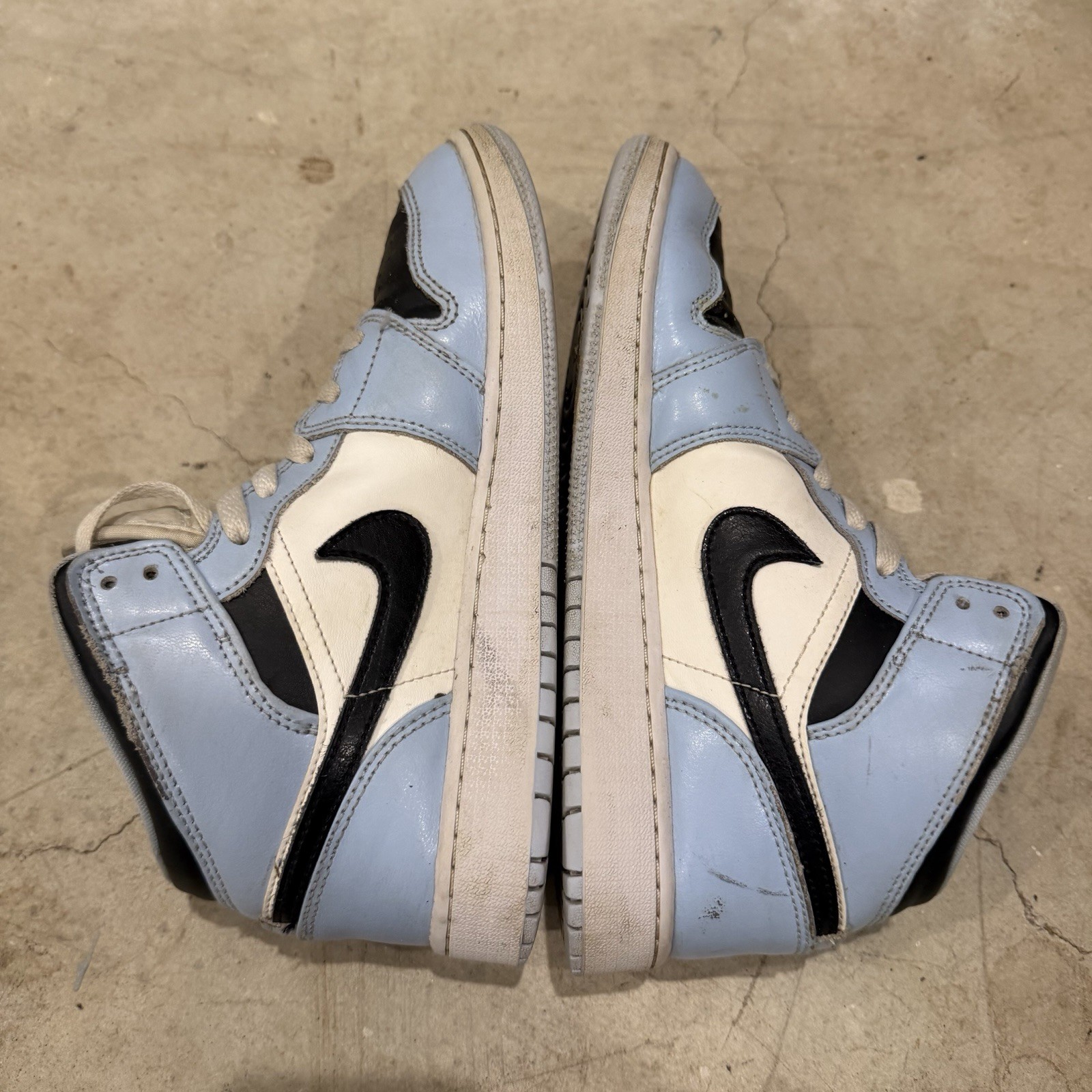 Size 6.5Y – Nike Air Jordan 1 Mid GS Ice Blue Black White *DISTRESSED*