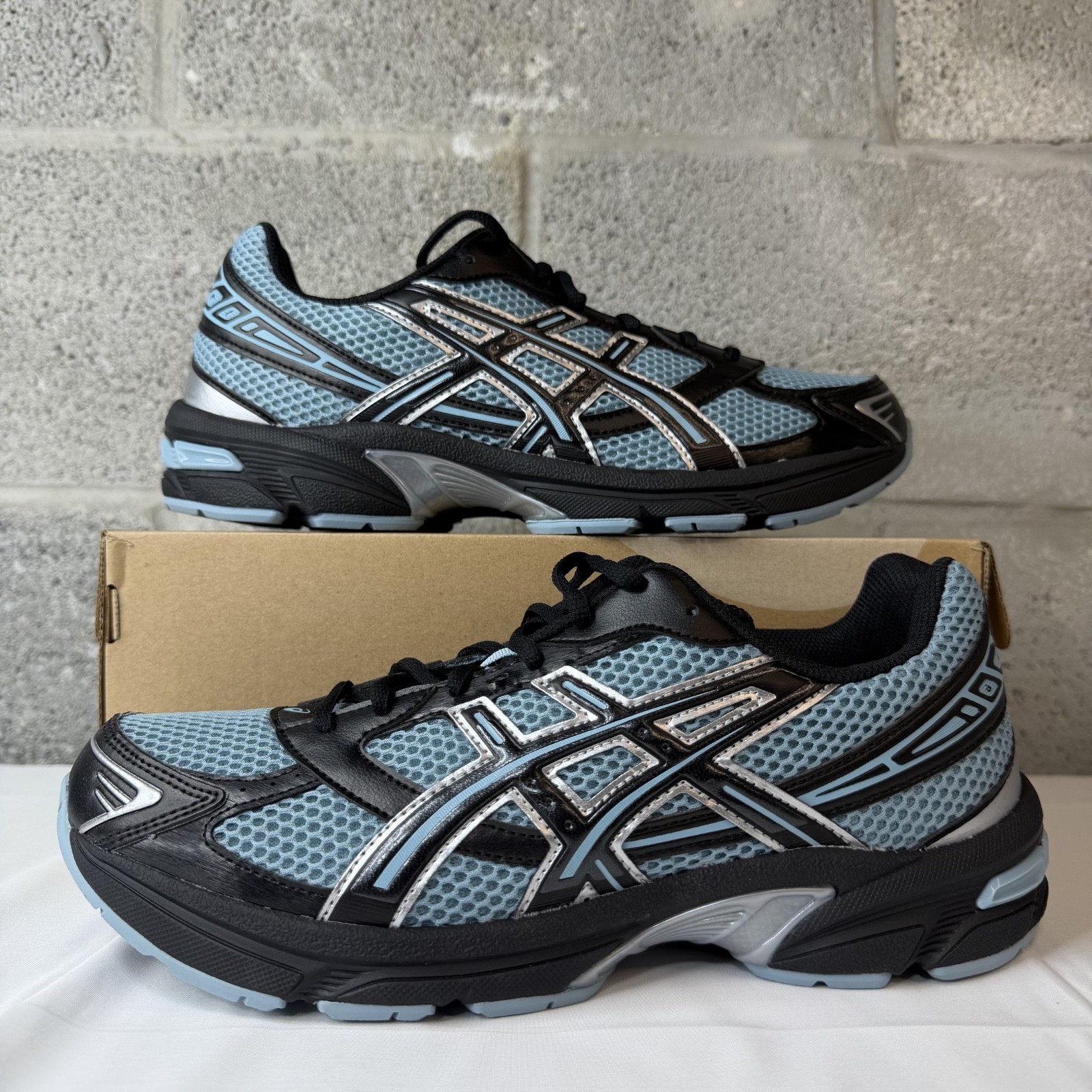 ASICS Gel-1130 Black Ice Blue Mist 1203A967-400 MEN Sz 9.5/ WMNS 11