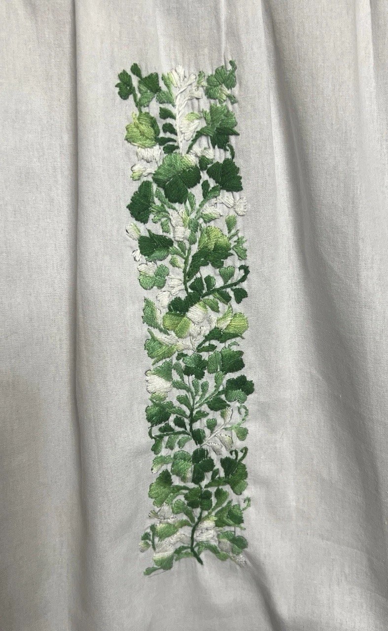 Gorgeous Oaxaca Tunic In White With Multi Greens Embroidery White Crochet Sz L