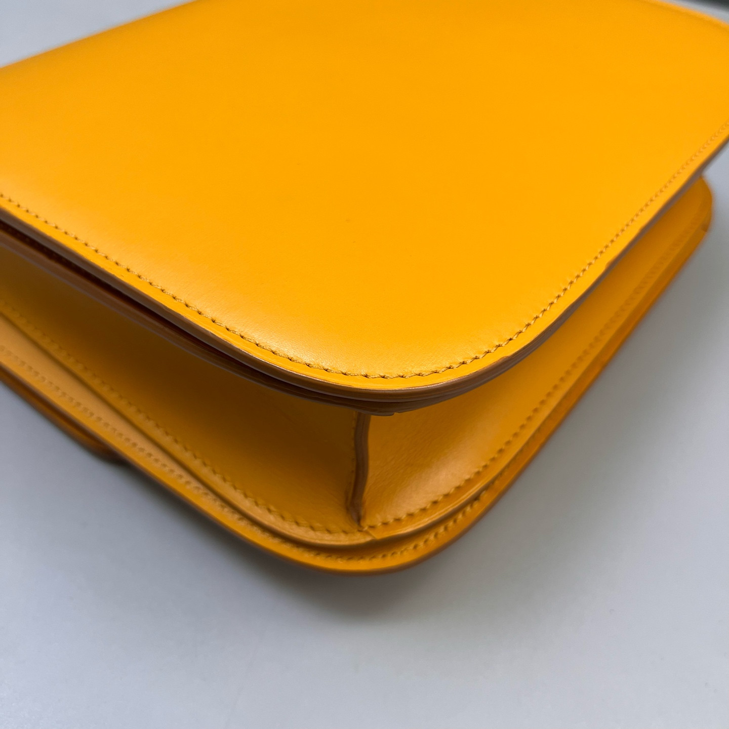 Authentic Celine Classic Box Smooth Calfskin Shoulder Bag Yellow Silver-Tone