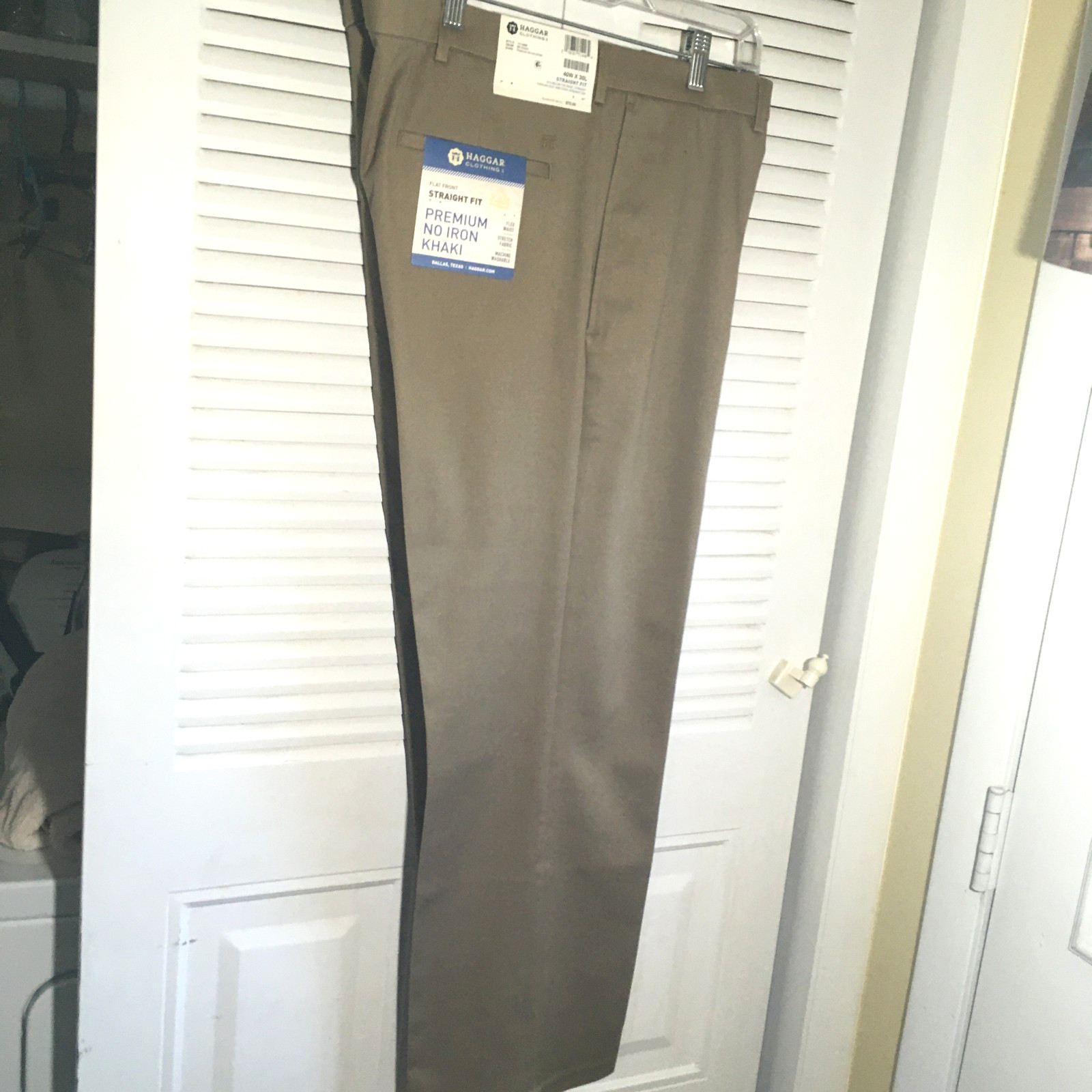 Sz 40 x 30 Haggar khaki slacks flat front no cuff stretch fabric