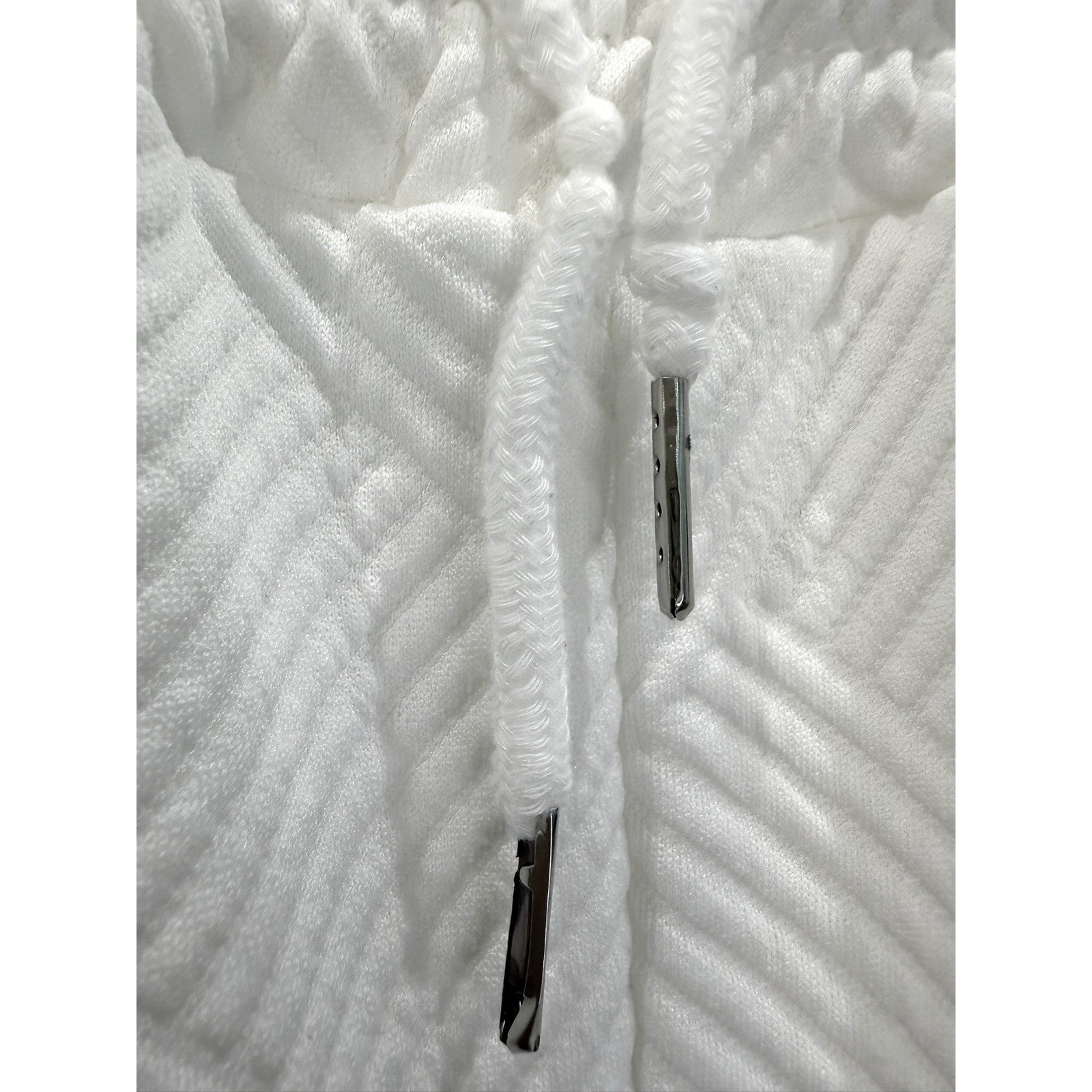 White Textured 2 Piece Lounge Set V-Neck Top Wide Leg Cropped Pants XXL