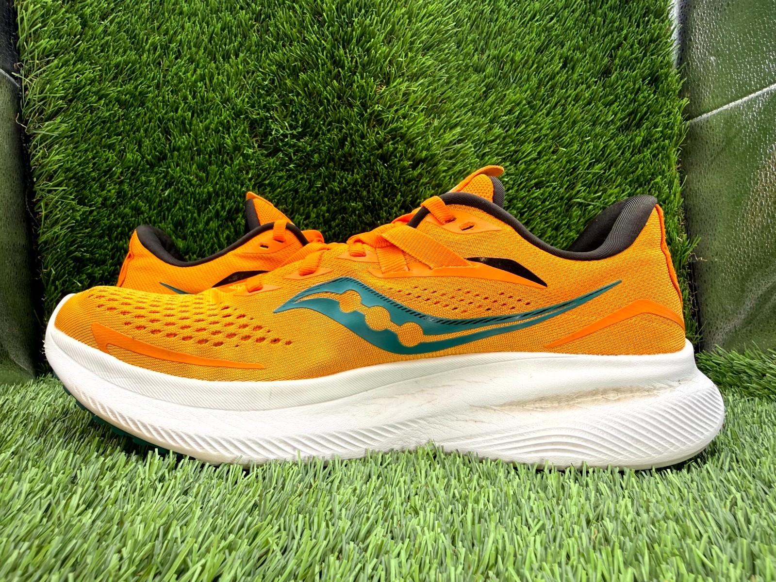 Saucony Ride 15 S20729-30 Athletic Sneaker Men’s 8.5 Orange Mesh Sports Training