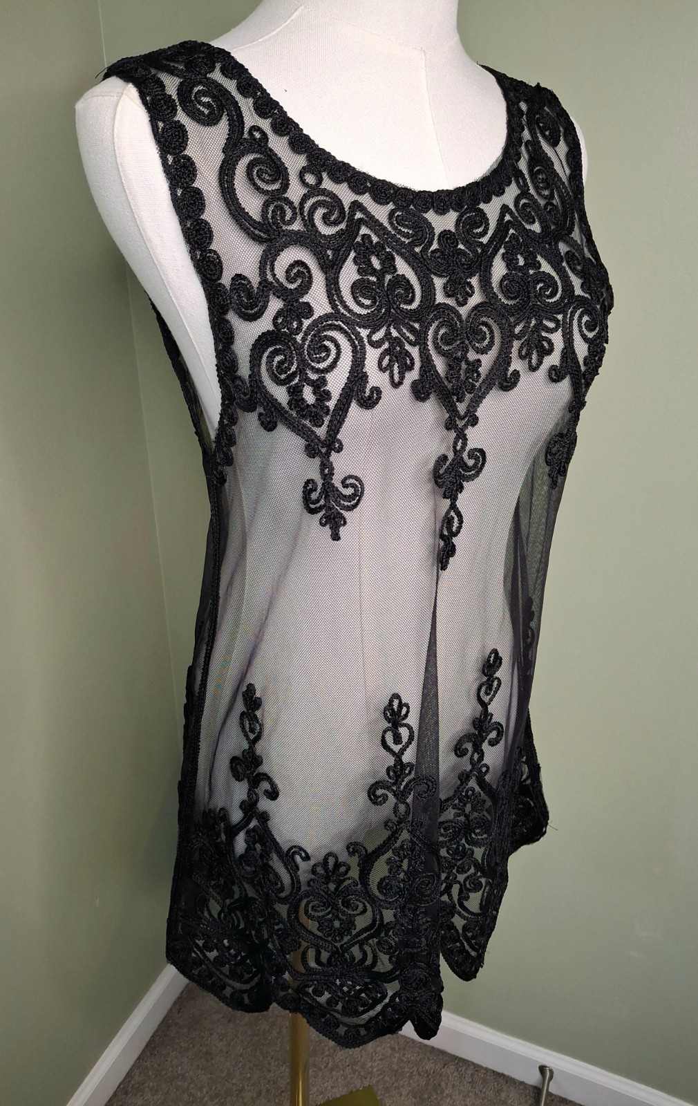 YOLOSANGELES Black Sheer Mesh Embroidered Lace Tunic Top Boho Gothic S