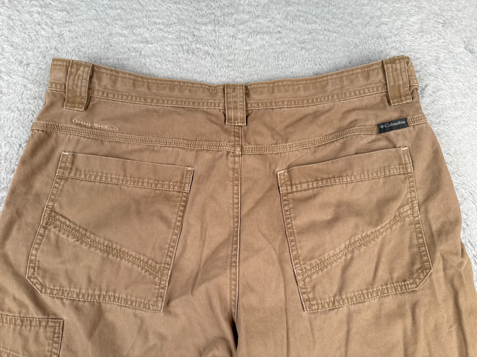 Columbia Shorts Men 36 Brown Cargo 100% Cotton Duck Fabric 9″ Hike Camp Fishing