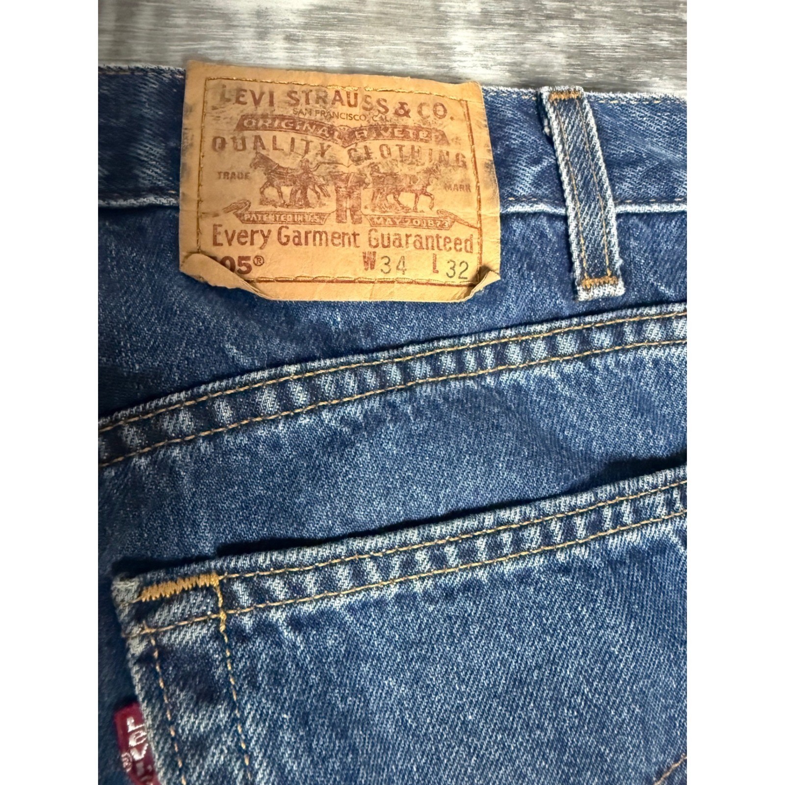 Levis 505 Regular Fit Straight Leg Jeans Mens 33×29 Medium Wash Blue Denim