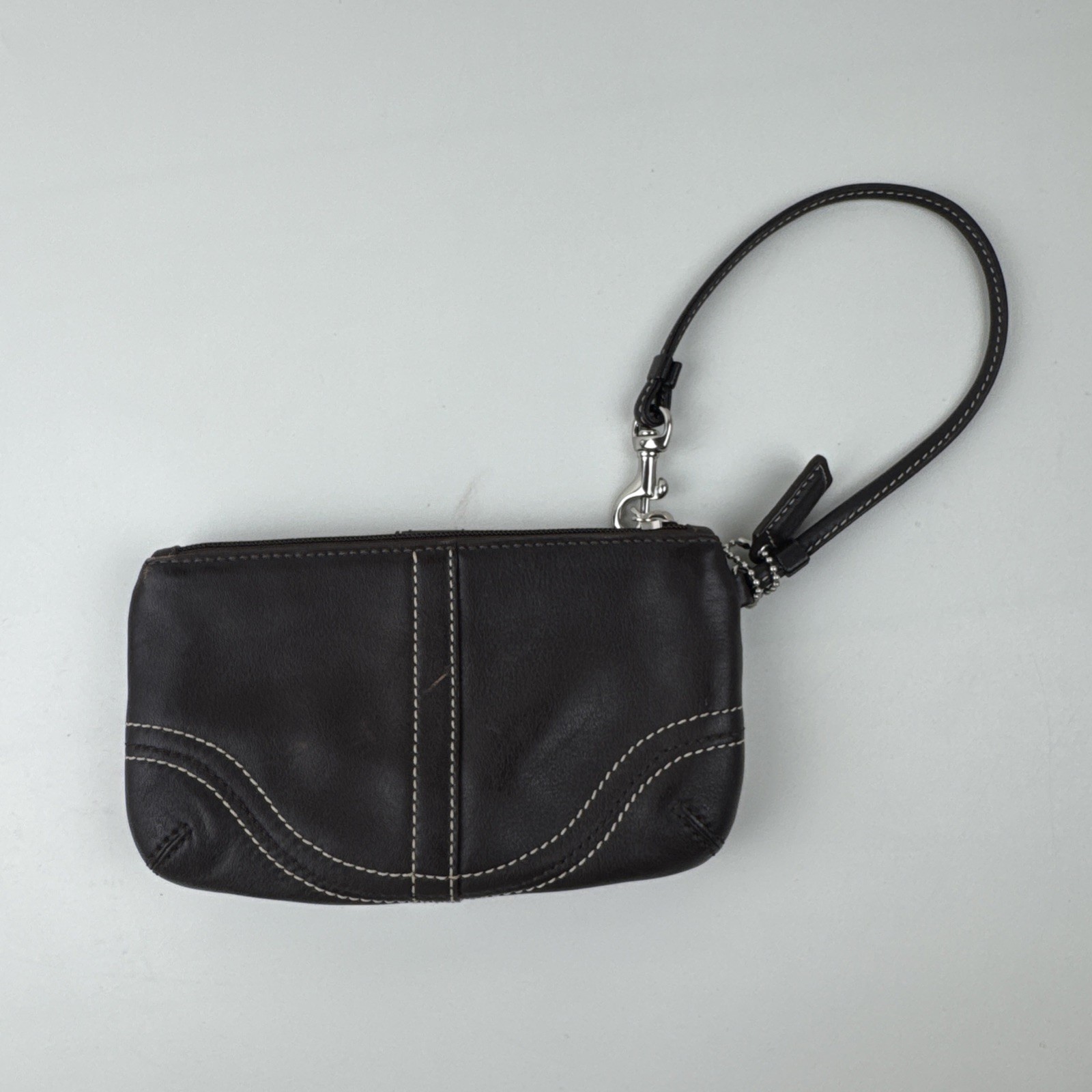 Y2K Coach Soho Chocolate Brown Flap Wristlet Pouch Buckle Accent & Zip Closure