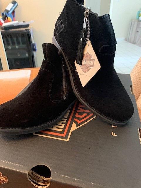 NEW IN BOX HARLEY DAVIDSON Women’s Melita 6.25IN BLACK SUEDE LEATHER BOOTS 6 NWT