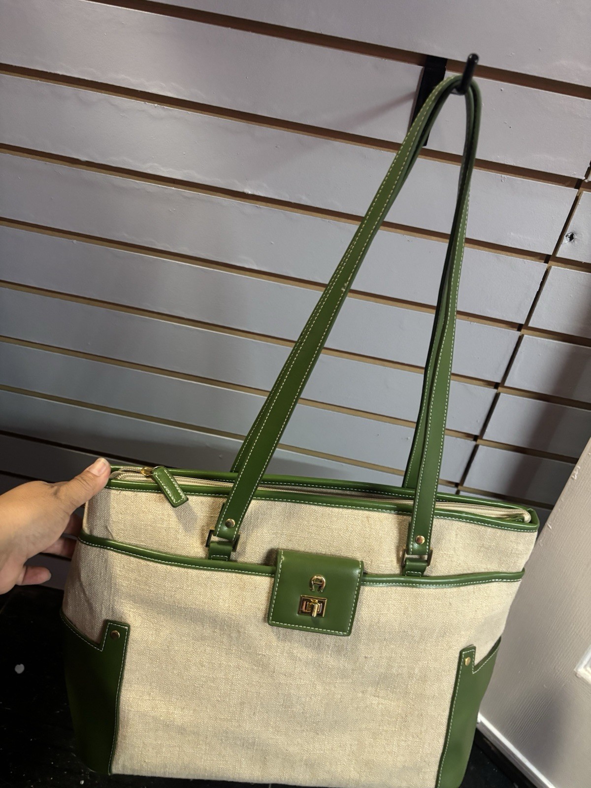 Etienne Aigner Green Beige Tote Shoulder Bag Zip Gold Hardware Lined Pockets