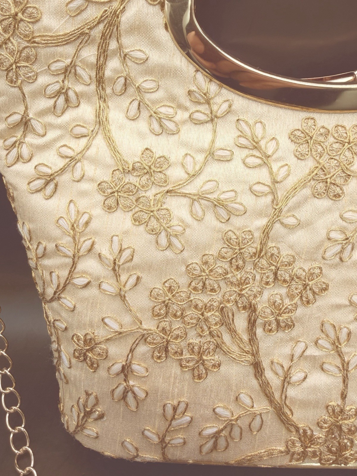 Gold Floral Embroidered Purse W/ Detachable Gold Chain Strap 2 Zipper Pockets