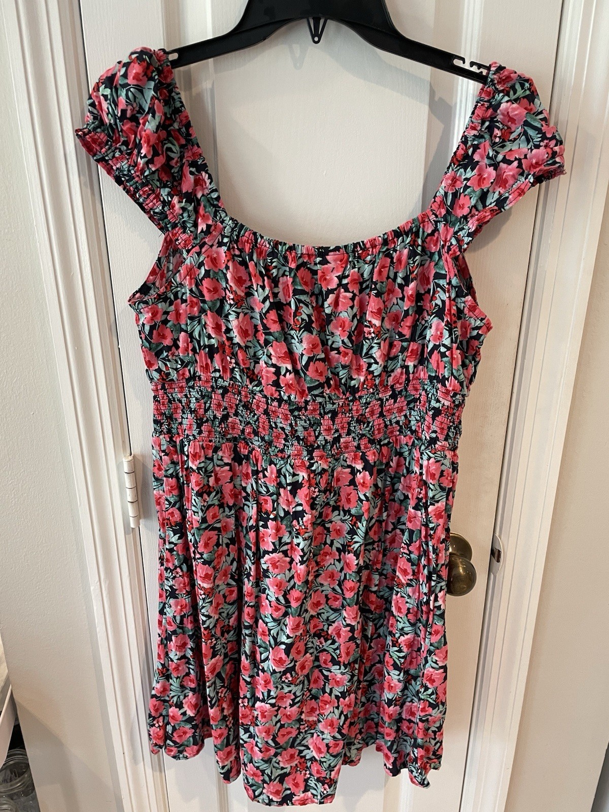 Old Navy Floral Smocked Short Sundress Women’s Large