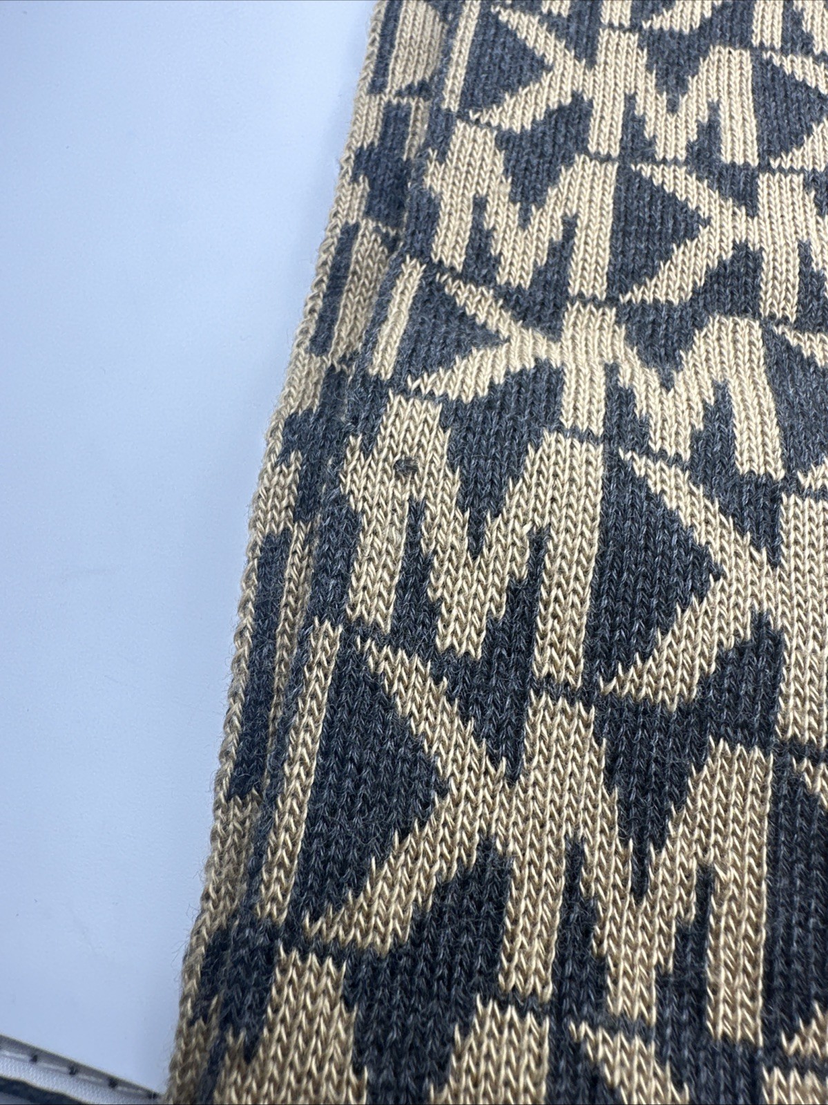 MICHAEL KORS KNITTED FABRIC,ACRYLIC CAMEL+BLACK SCARF,SHAWL,WRAP