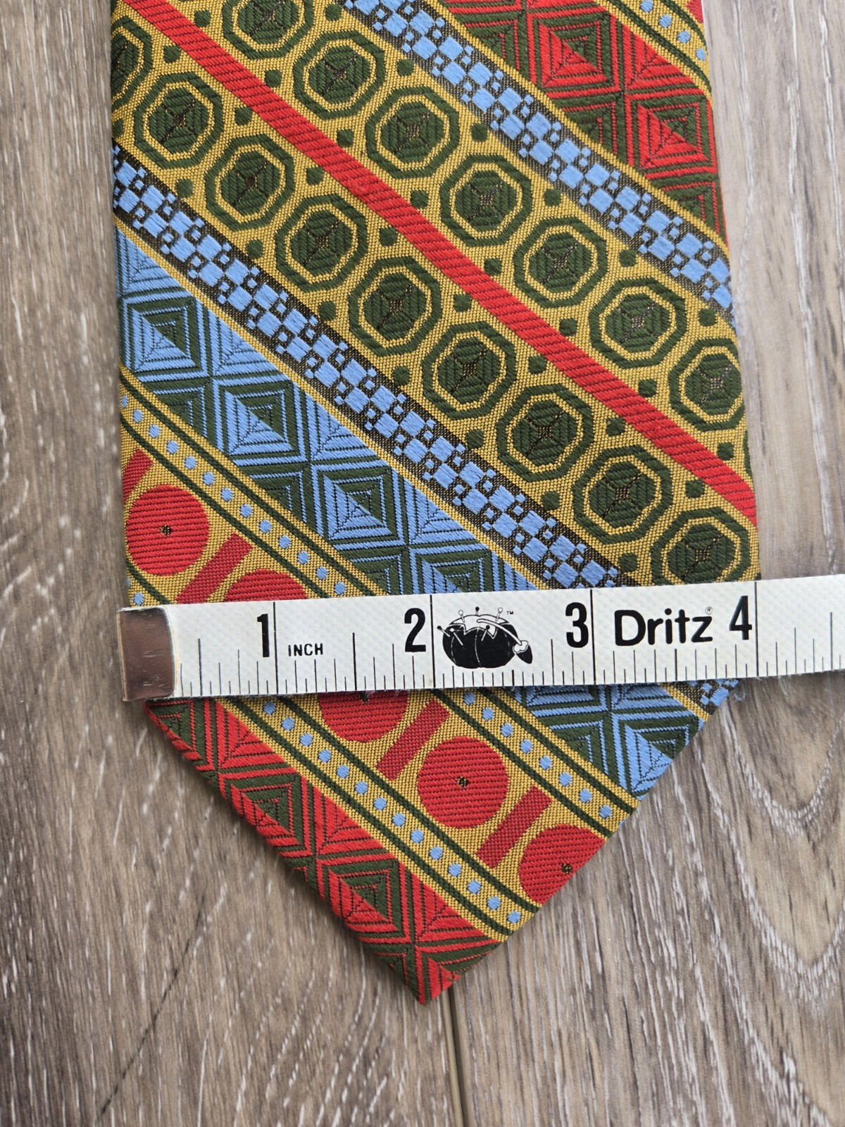 Alfa Vintage Geometric Pattern Neck Tie 57″ Length 4″ Width 1960’s-1970’s