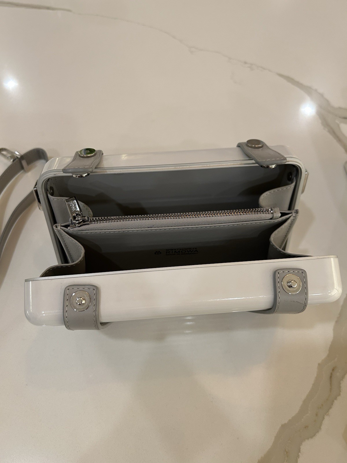 Rimowa PERSONAL – POLYCARBONATE Cross-Body Bag With Shoulder Strap White Unisex