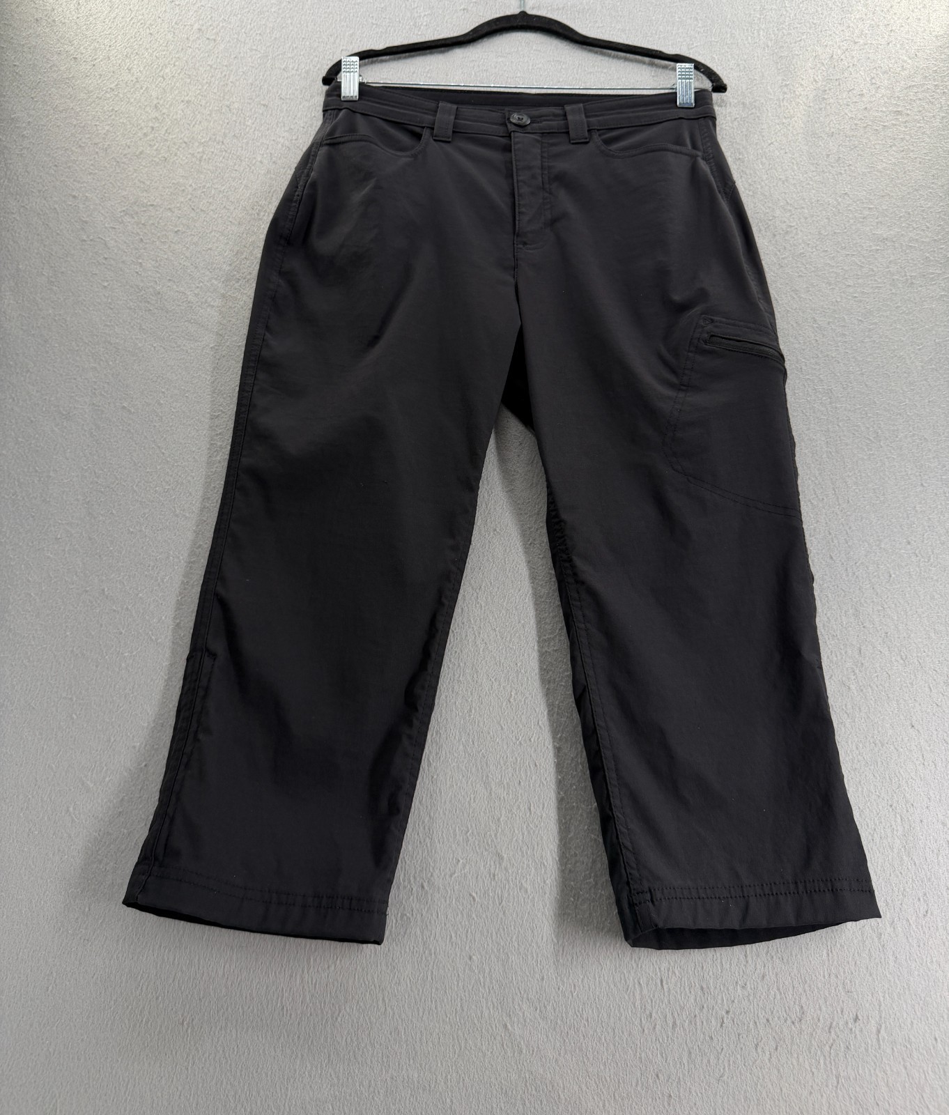 Eddie Bauer Rainier Capri Pants Womens 10 Black Nylon Cargo Hiking UPF 50+