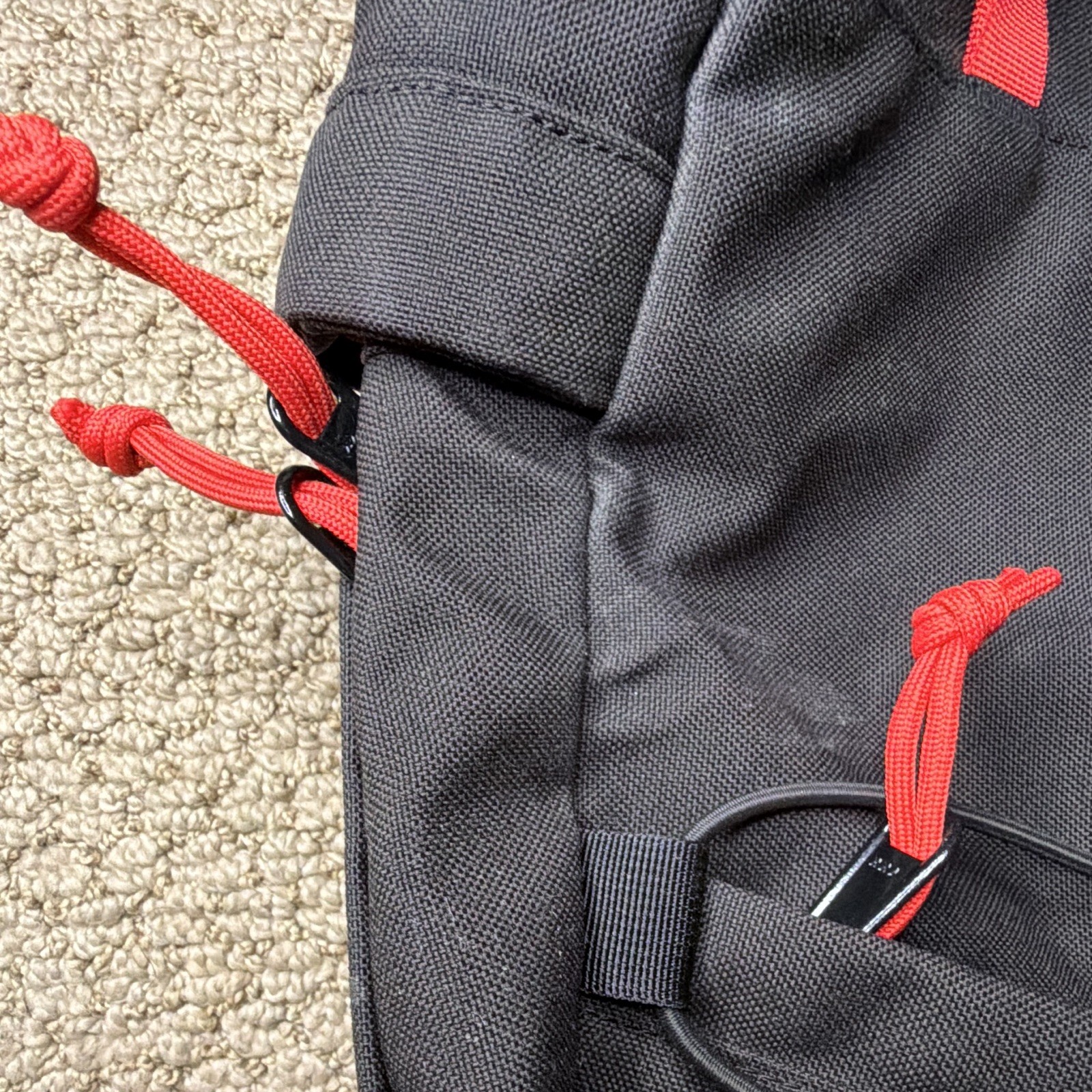 Topo Designs Daypack Classic 21.6L Backpack Black/Black One Size