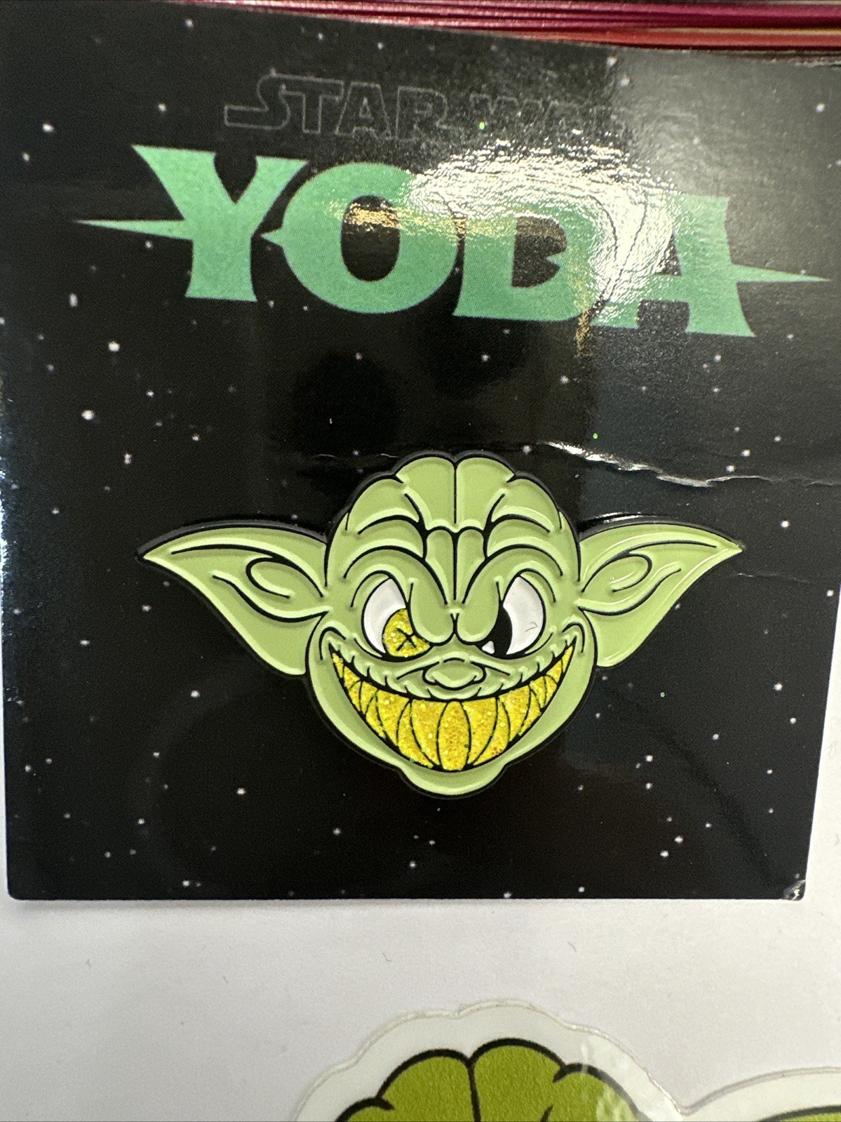 Pinzcity Yoda Star Wars Scare Bear Face Pin