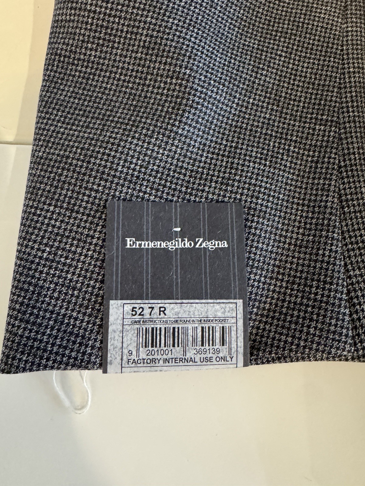 Ermenegildo Zegna Milano Drop 7 Grey Wool 2-PC Suit IT52 Made In Italy