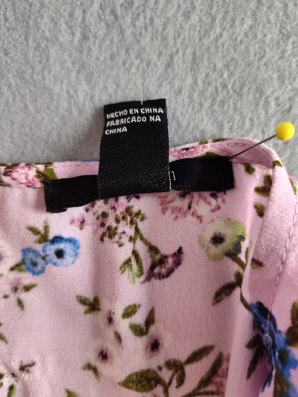 Forever 21 Women Romper M Purple Floral Ruffle Puff Sleeve V Neck Summer Casual