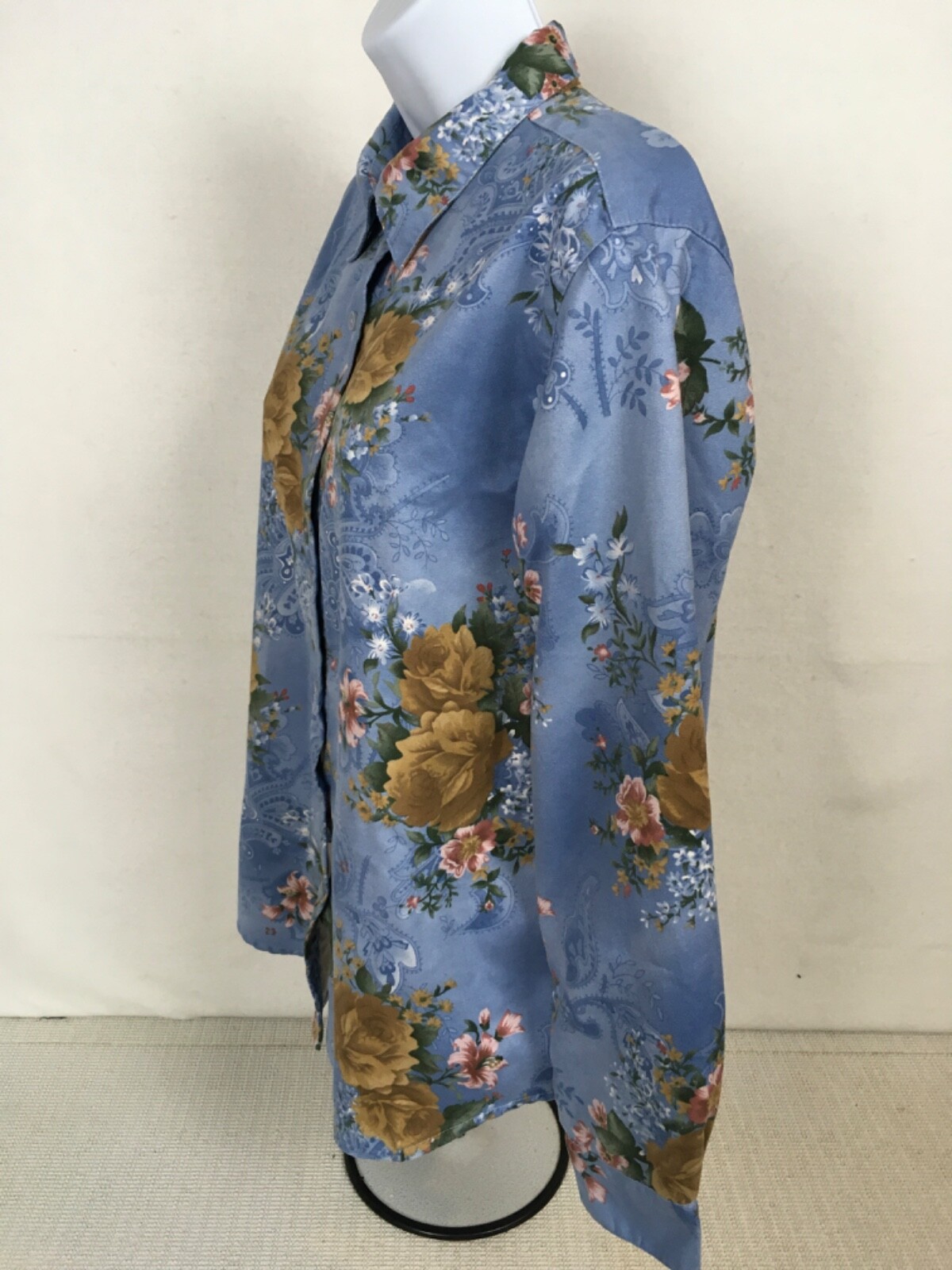 Lemon Grass Top Size M Blue w Pink Brown Flowers Button down Long Sleeves Blouse