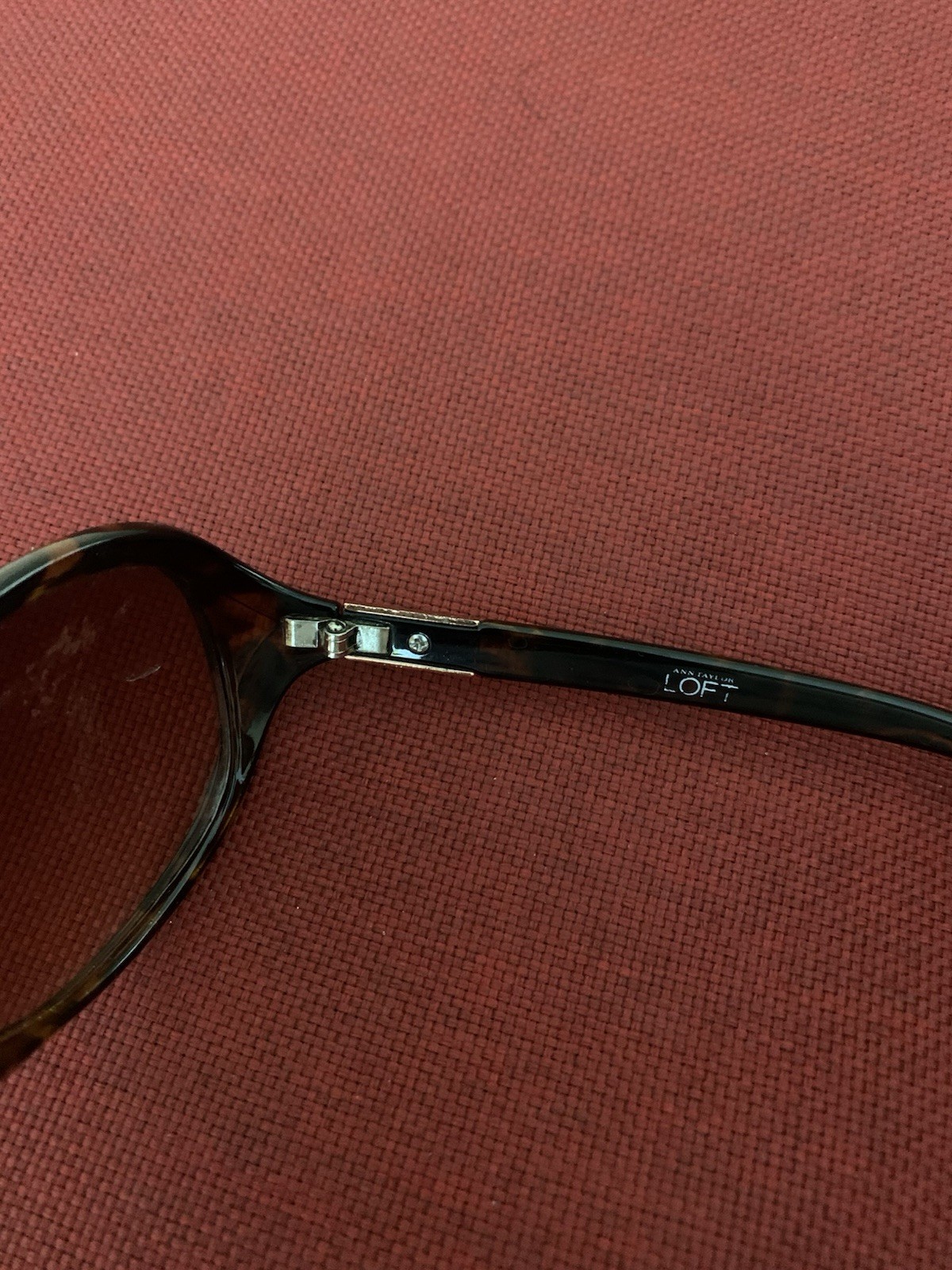 Ann Taylor LOFT Women’s Oversized Oval Tortoise Shell Brown Sunglasses