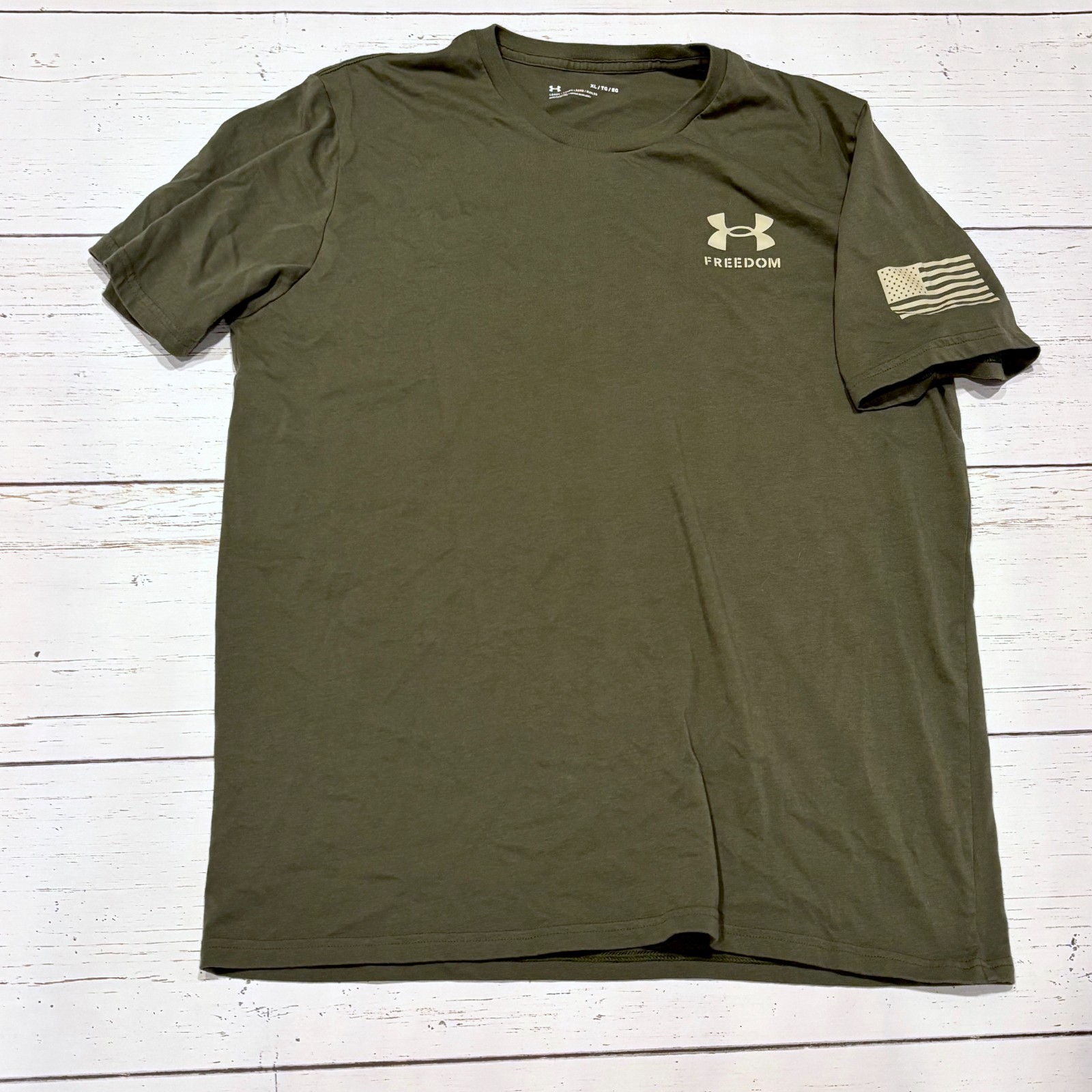 Under Armour – Men’s UA Freedom Flag T-Shirt – XL – Olive Green