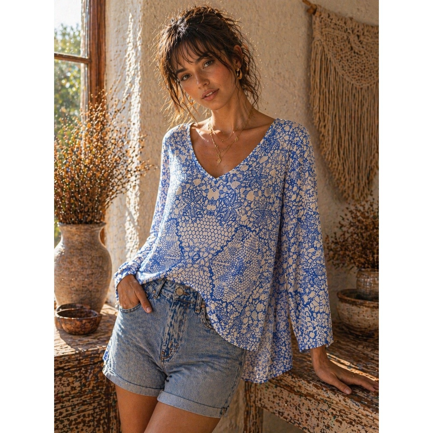 Ambiance Apparel Blue White Geometric Floral Boho Light Weight Blouse Large