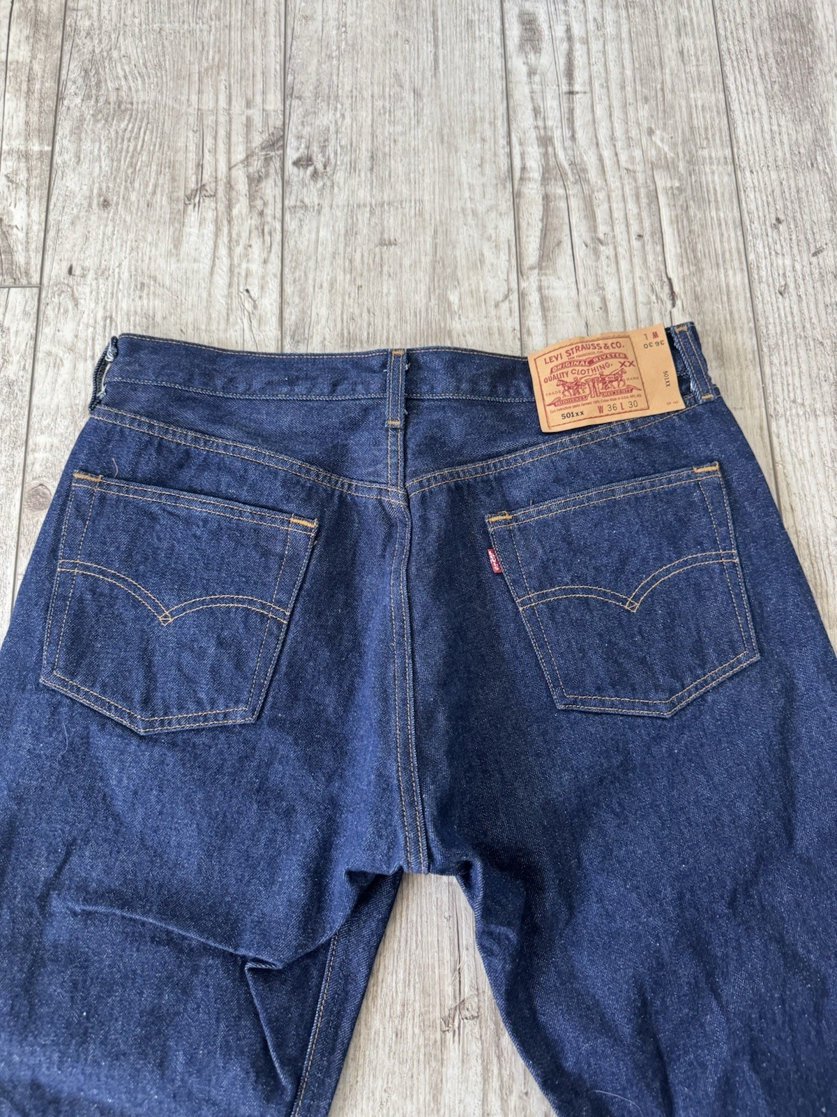 Brand New Levi’s 501xx Made In USA Valencia 555 09/99 Sz 36 X 30 Actual 33 X 28