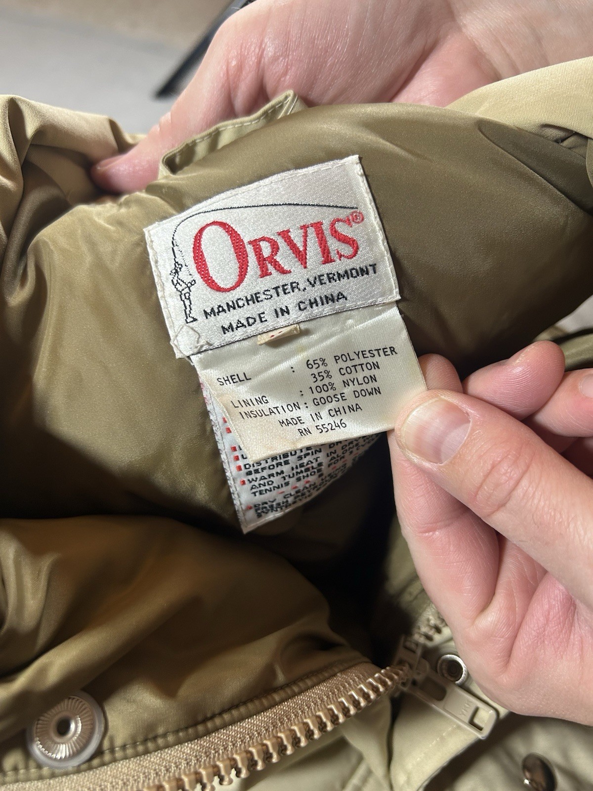VINTAGE Orvis Vest Men Medium Beige Goose Down Puffer Coat Insulated Hiking 80s