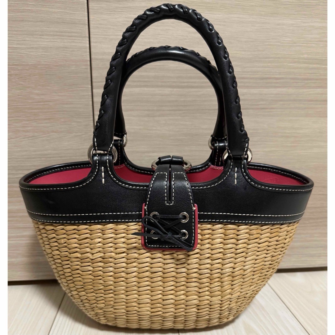 COACH Basket Bag Butterfly Straw Handbag Size: W:8.7 × H: 7.9 in.