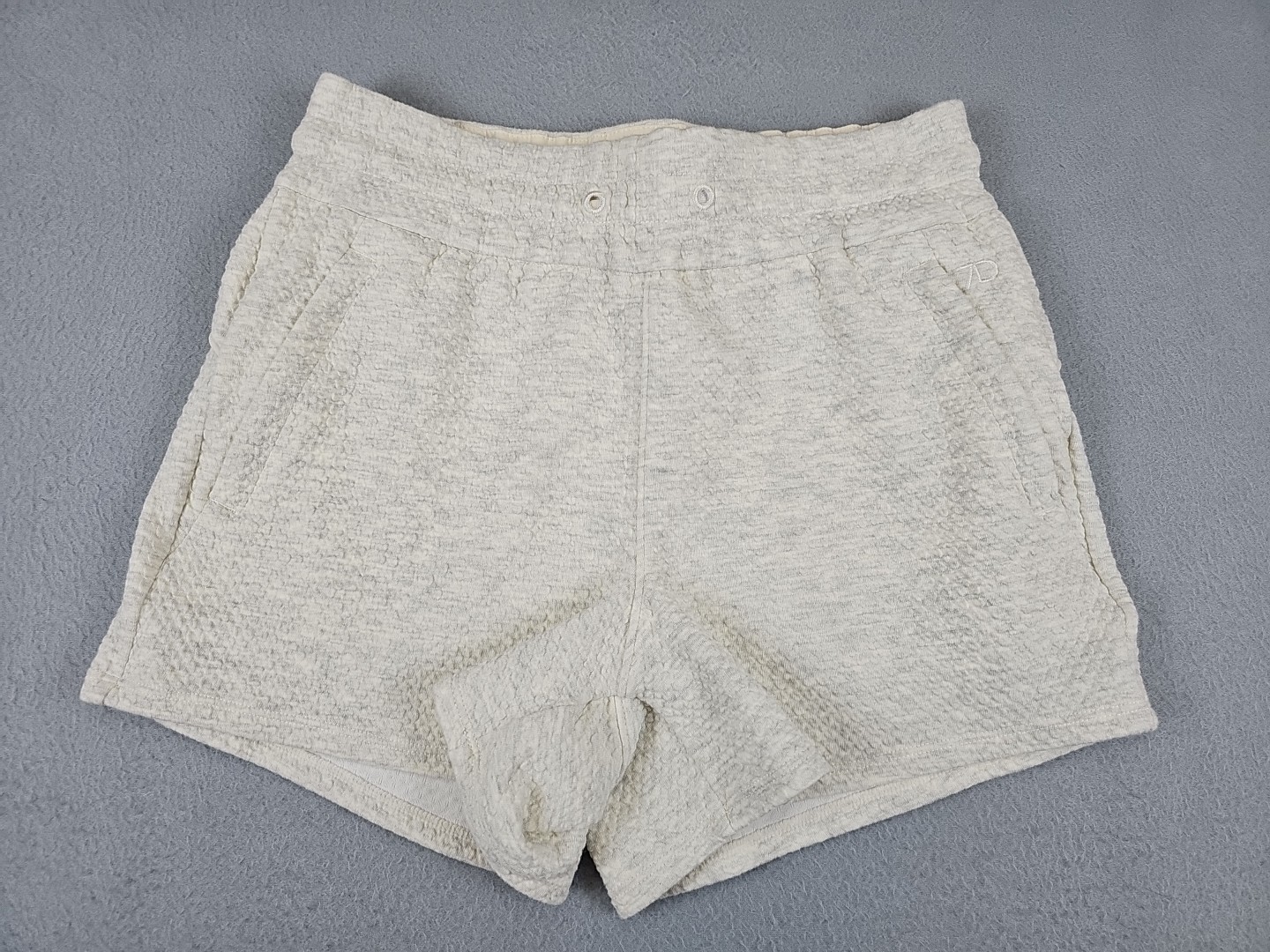 7D 7 Diamonds Women’s XS Restoration 3” Shorts White No Drawstring