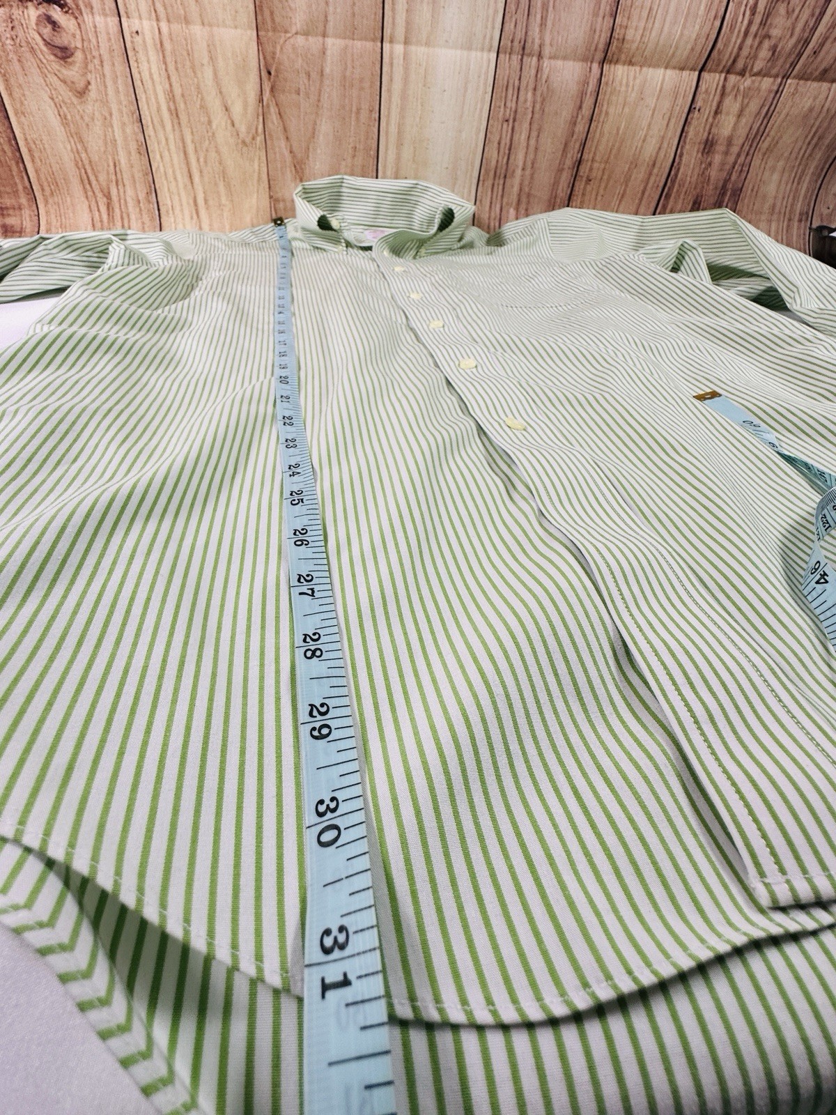 Brooks Brothers Madison Men Shirt Button Down Shirt Green Striped MED 15-1/2 33