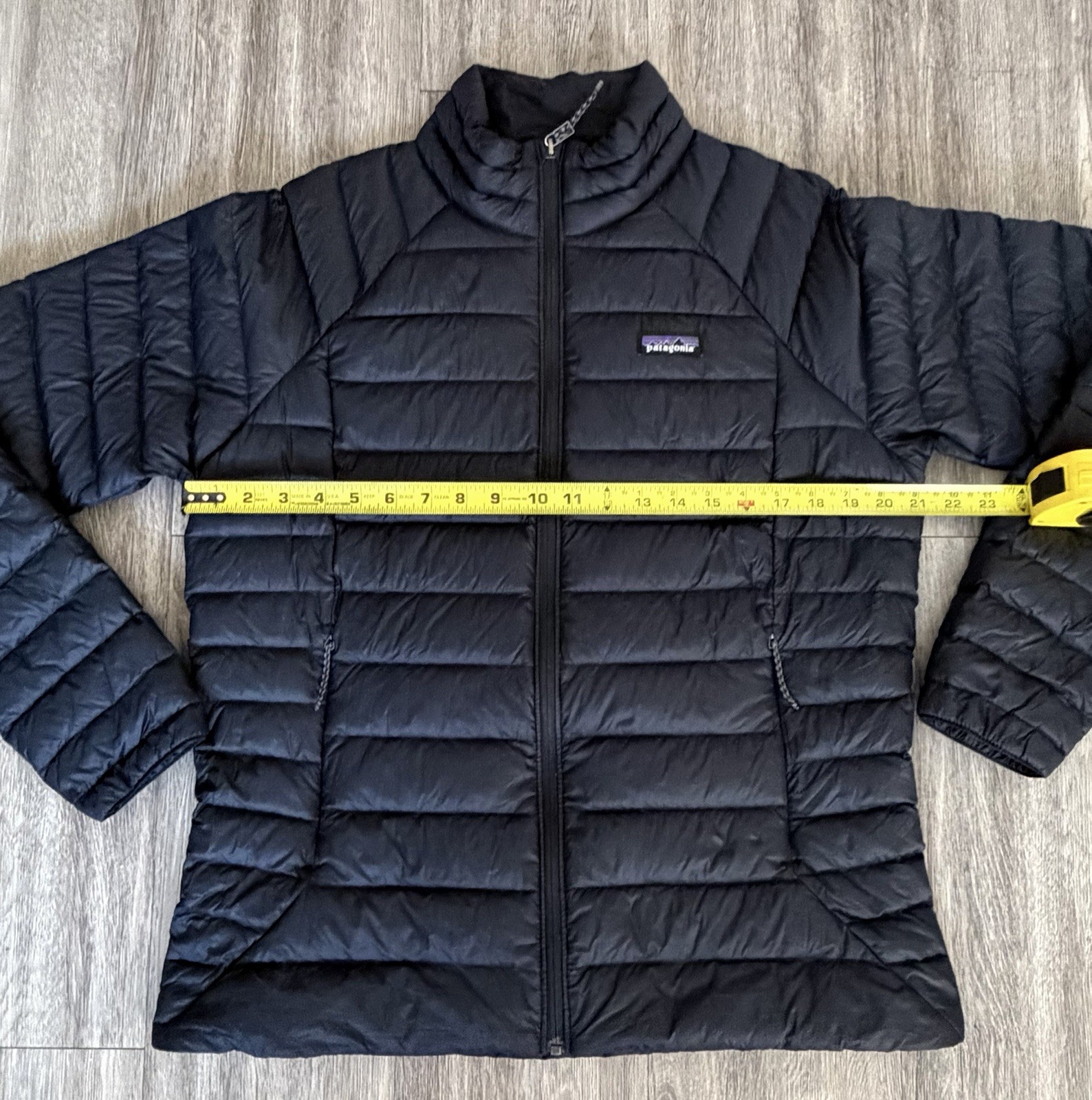 Patagonia Down Sweater Jacket Womens Large Black Puffer STY84684 SP24 MSRP $289