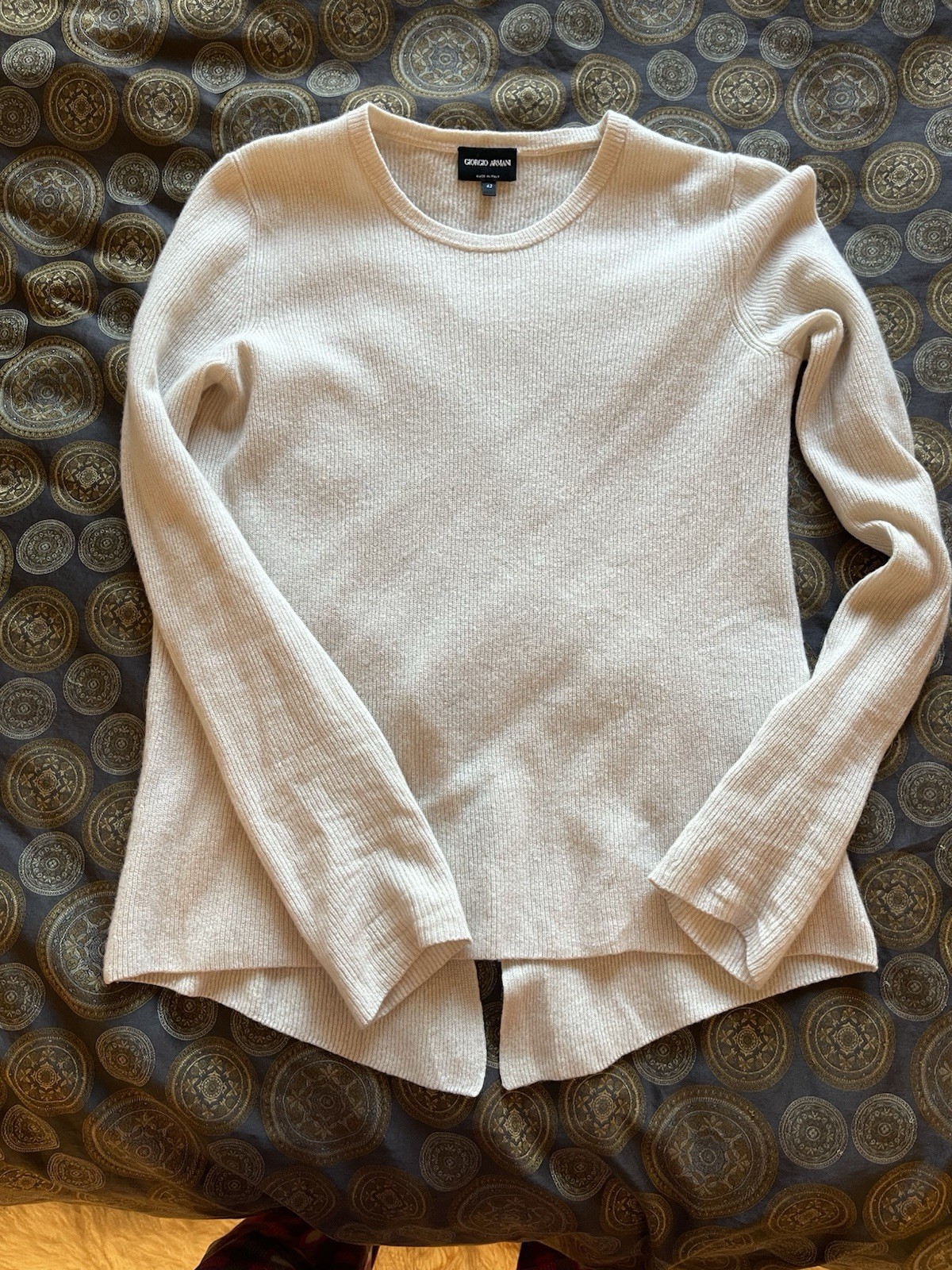 Giorgio Armani Cashmere Knit Top | IT 42 | Made in Italy | Beige Asymmetric Back